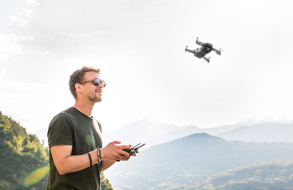 Tout savoir sur le cours de pilotage drone à Clermont Ferrand